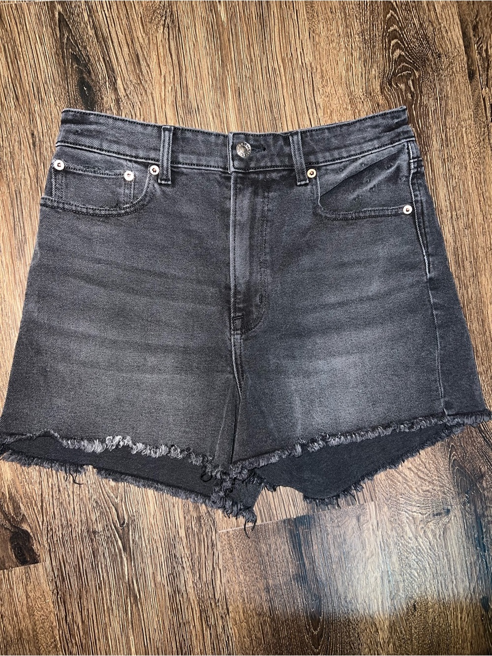 American Eagle Size 6 Black Highest Rise 90s Boyfriend Stretch Short Like New